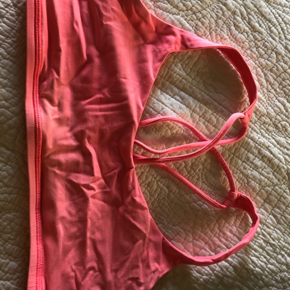 Hot pink free to be bra
